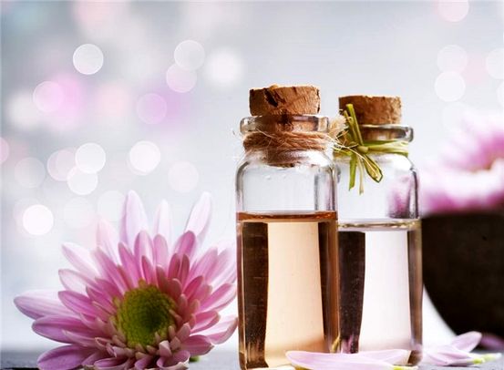 Huiles essentielles pour soulager la douleur: ça marche?