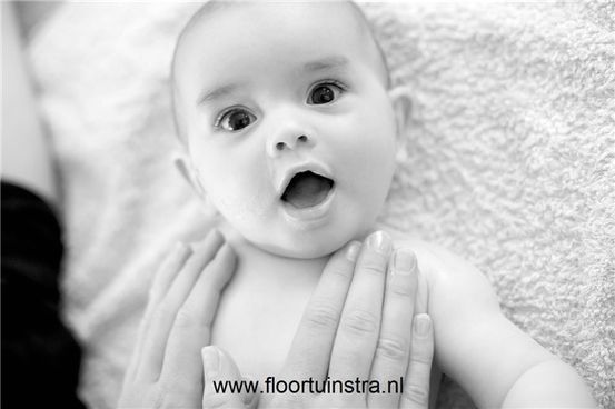 Baby-massage voor gas: een gebruiksaanwijzing