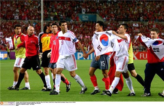 Dünya Kupası Futbol Yıldızı'nın Bir Sonraki Hedefi: Conquer Lupus