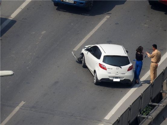 Trường cao đẳng lái xe và lái xe ô tô có tài xế sau khi cần sa Sử dụng